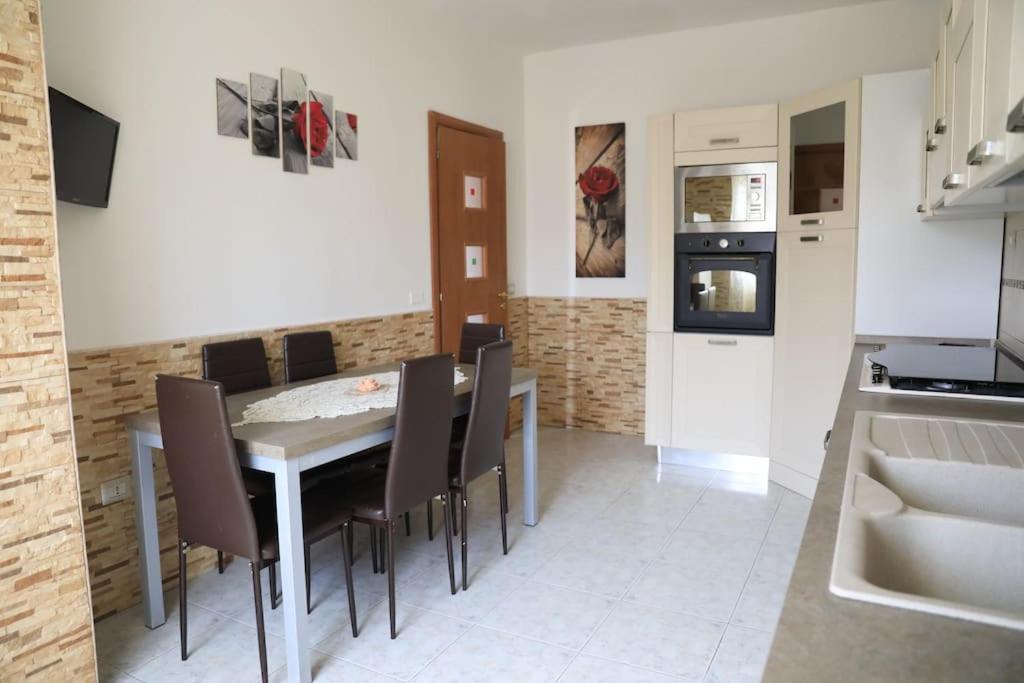 Due Minuti Dal Mare Con Balcone Vista Mare Apartment Tropea Exterior photo