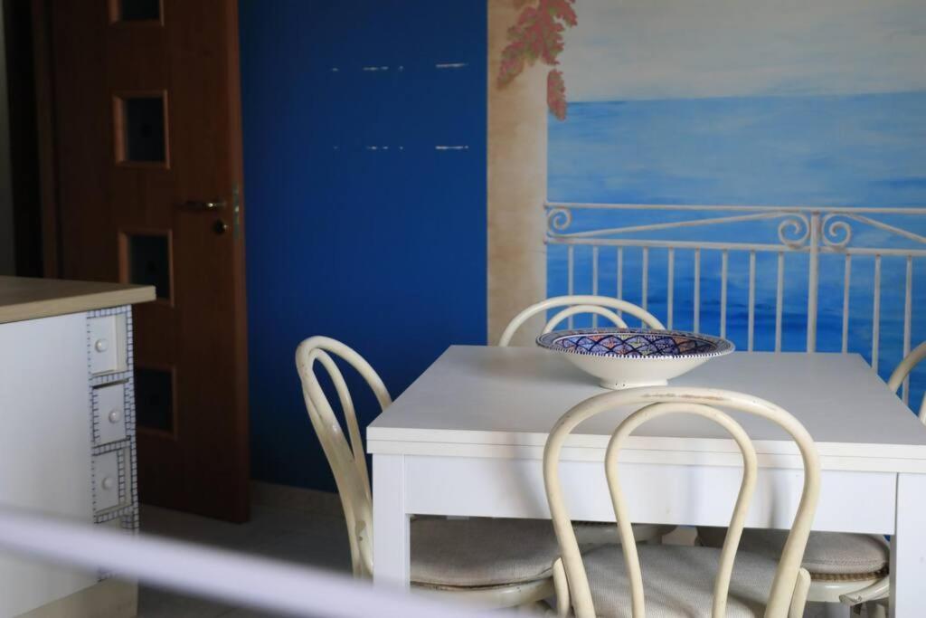 Due Minuti Dal Mare Con Balcone Vista Mare Apartment Tropea Exterior photo